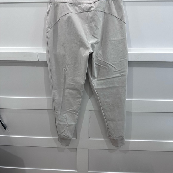 Athleta Headlands Hybrid Trek Jogger, Womens Size 10 - Picture 3 of 6